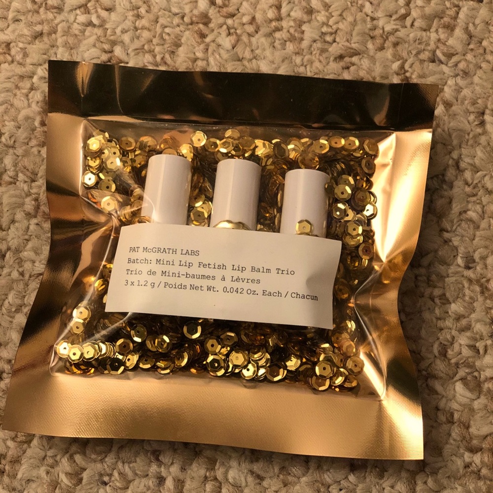 Pat lipstick set